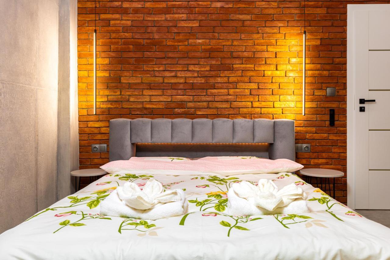 Industrial-Style 2Bd Loft With Parking Spot By Flat Mаnager Apartment Plovdiv Bagian luar foto